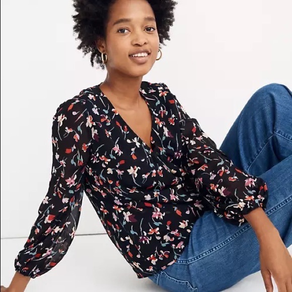 NWT Madewell shirred-sleeve v-neck top in drifting flowers - Picture 1 of 4